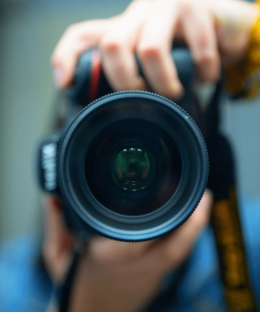 SCOPRI LA BELLEZZA DELLA FOTOGRAFIA: IL NUOVO CORSO GRATUITO DI ‘G.B.RELATIONS’ E ‘ROSSOPEPERONCINO’